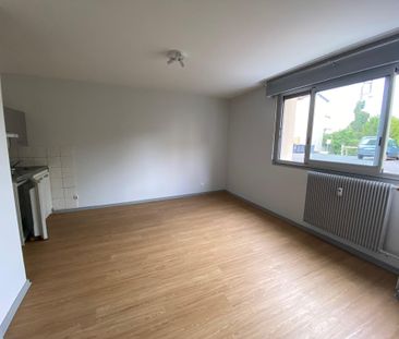 Location Appartement 1 pièce 30m² CLERMONT FERRAND 63000 - Photo 3