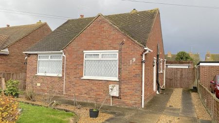 2 bedroom detached bungalow to rent - Photo 4