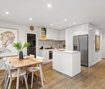 PRIVATE, PEACEFUL & CENTRAL! - Photo 3