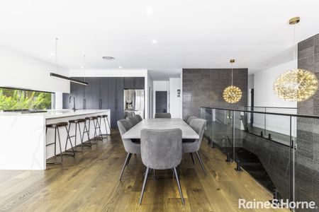 Style, Opulence, Space - Photo 3