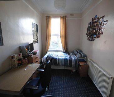 9 bedroom house to rent - Photo 3