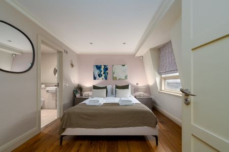 Penthouse, 8 Airlie Gardens, London W8 7AJ, UK, London - Photo 3