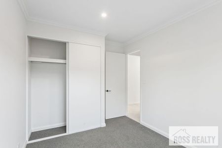 BRAND NEW MODERN HOME WITH QUALITY FINISHES! - Photo 3