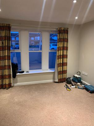 Huntshawn House, Devons Road - Photo 1