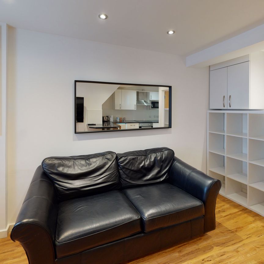 Studio 1, 50 Glasshouse Street, NG1 3LX, NOTTINGHAM - Photo 1