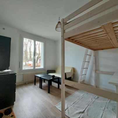 Studio en parfait état - Photo 1