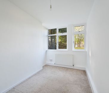 Kingston Road, Epsom, KT17 - Photo 5