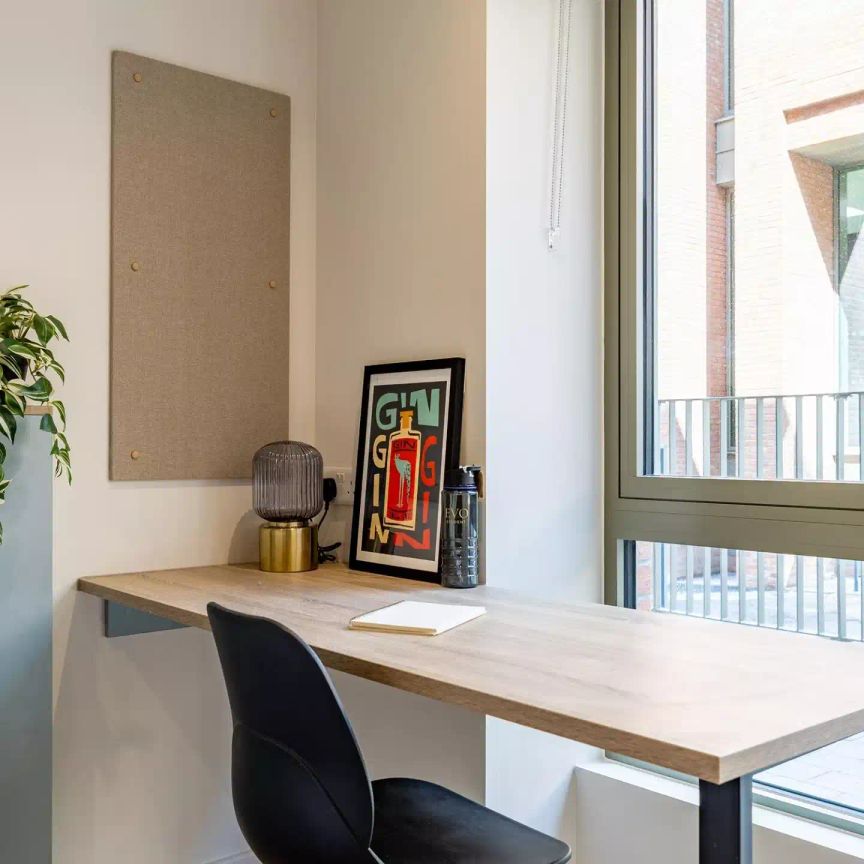 Silver Townhouse - Photo 1