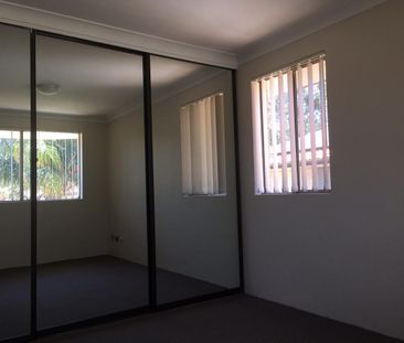 3 Bedrooms! Pool & Tennis Court in Complex! - Photo 2