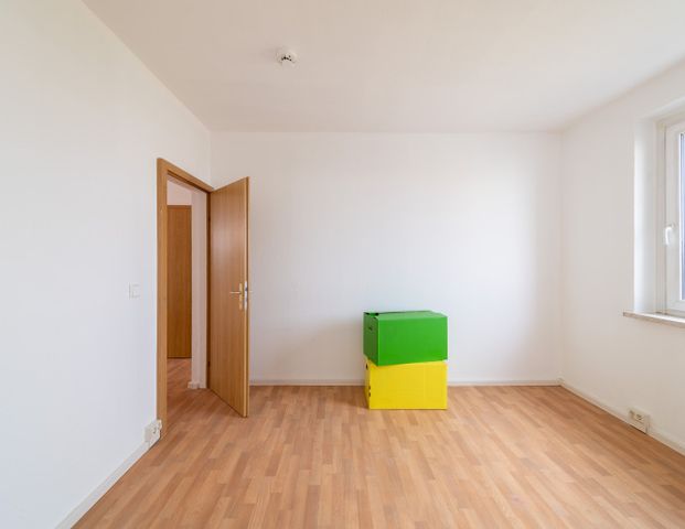 Willkommen Zuhause! Geräumige 4-Zimmer-Wohnung mit großem Südbalkon! - Photo 1