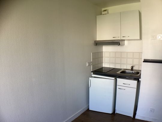 Location Appartement 1 pièce 19m² POISSY 78300 - Photo 1