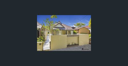 Family home in Prime Location - Photo 4