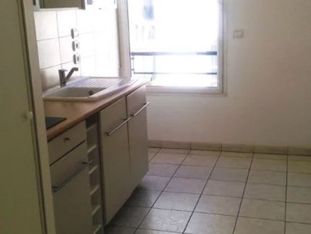 Location Appartement 2 pièces 47 m2 à Nantes - Photo 3