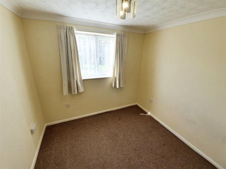 1 Bedroom Flat to Rent in Oliver Close, Rushden, Northants, NN10 - Photo 4