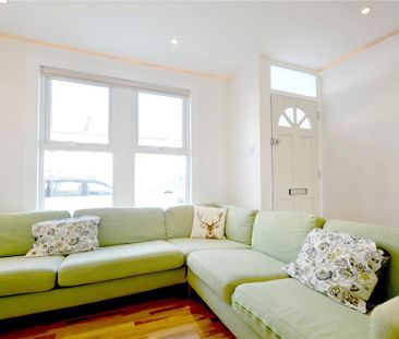 2 bedroom house to rent - Photo 1