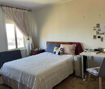 Glen Iris - Photo 2