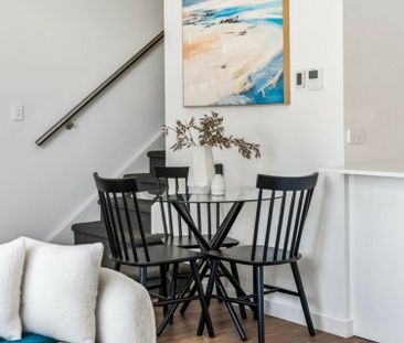 Modern Townhouse in a Convenient Woodville West Pocket - Photo 5