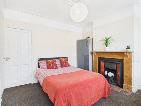 3 bedroom terraced house to rent - Photo 5