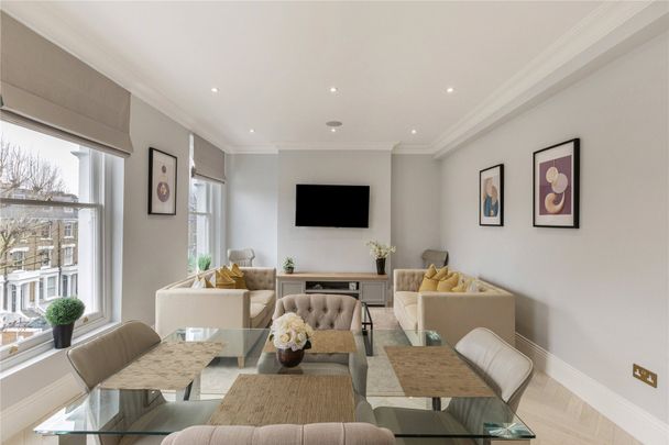 Hammersmith Grove, London, W6 flat to rent - Photo 1