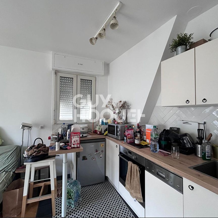 Appartement Paris 2 pièce(s) 35.62 m2 - Photo 1