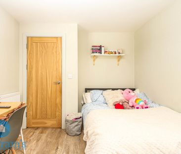 2 bed Apartment for Rent - Photo 3