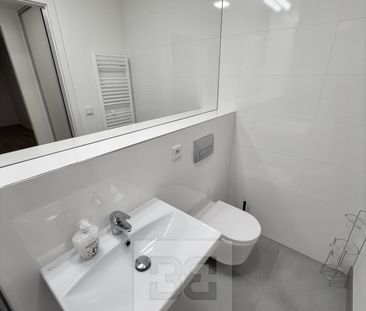 Pronájem bytu 2+kk 48 m², Čenětická 2413, Praha - Photo 2