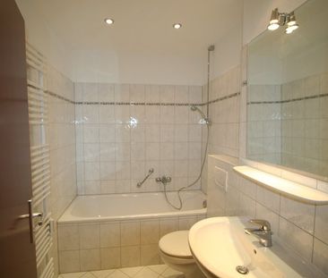 "Energiesparwohnung" mit Südbalkon in toller Grünanlage! - Foto 4