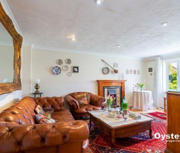 4 bedroom detached house to rent - Photo 4