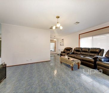 Not to be Missed! - Photo 1