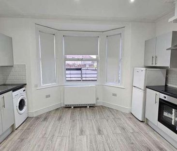 Uxbridge Road, Slough, SL2 - Photo 3