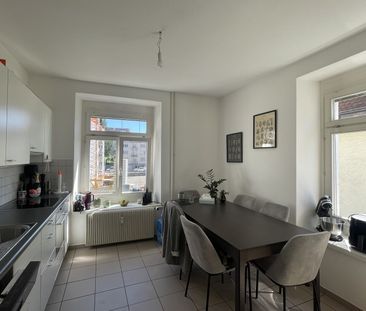 APPARTEMENT 2½ PIÈCES À BIEL/BIENNE (BE), MEUBLÉ, DURÉE DÉTERMINÉE - Foto 4