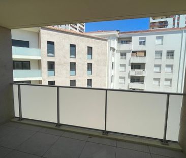 Location Appartement 2 pièces Meublé 36m² LA SEYNE SUR MER 83500 - Photo 5