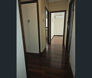 CLOSE TO EVERYTHING! - Photo 5