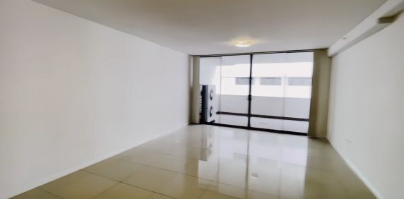 2 bed 2 bath-116 - Photo 2