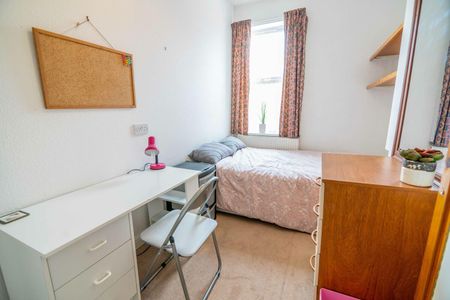 5 Siward Street - Photo 4