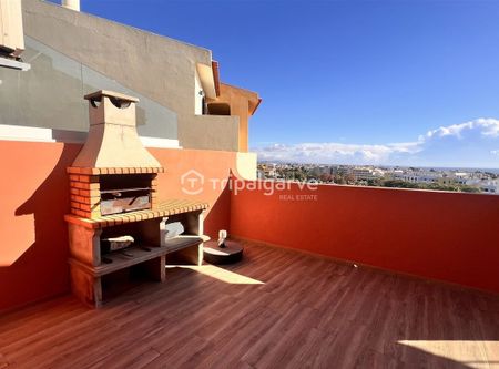 Faro, Albufeira, Albufeira e Olhos de Água, Portugal, Albufeira, Faro 8200-184 - Photo 2