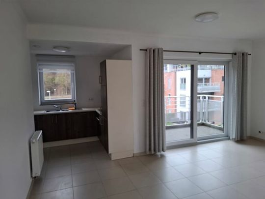 Appartement te huur - Photo 1