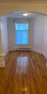 5 1/2 à louer métro Cadillac - Photo 4