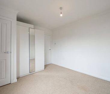 4 bedroom detached house to rent - Photo 6