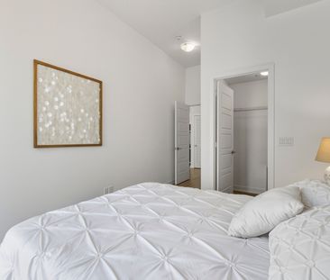 For Lease - 247 Broward Way Unit# 34, Innisfil, Ontario - Photo 1