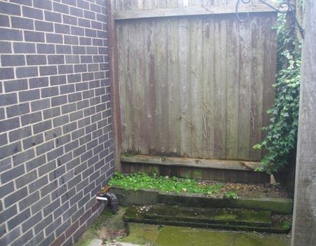 20, Hatrell Street,Newcastle-under-Lyme, ST5 1LX. - Photo 5