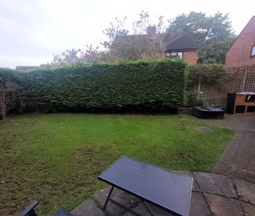 3 bedroom semi-detached house to rent - Photo 3