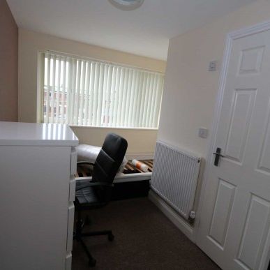 3 Bed - Spon End - 3 Bedroom 3 Bathroom, Student Home Fully Furnish... - Photo 1