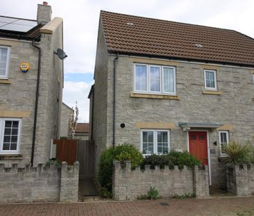 3 bedroom semi-detached house to rent - Photo 1