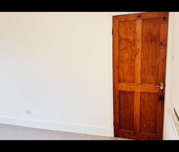 2 Bed Terraced House, Henton Road, LE3 - Photo 5