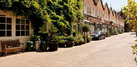 Astwood Mews, South Kensington, SW7 - Photo 2