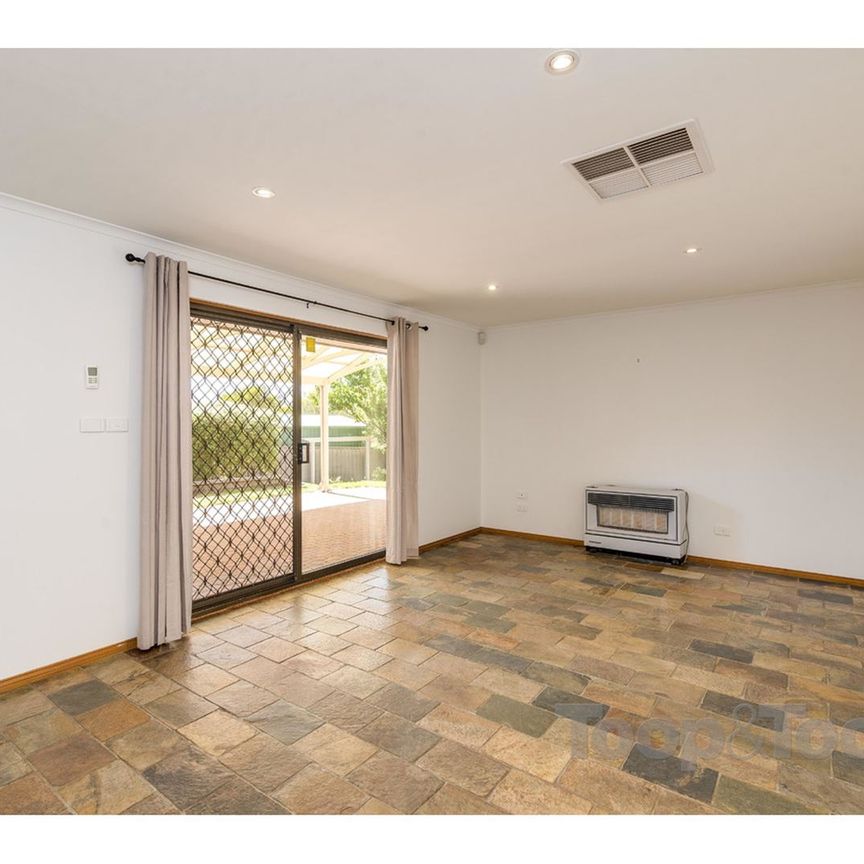 The Perfect Blend of Space and Functionality - Photo 1