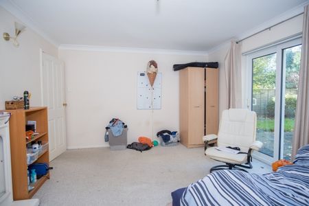 5 Bed HMO on Talbot Drive - Photo 4