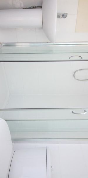 Hanworth Road, Hounslow - Photo 2