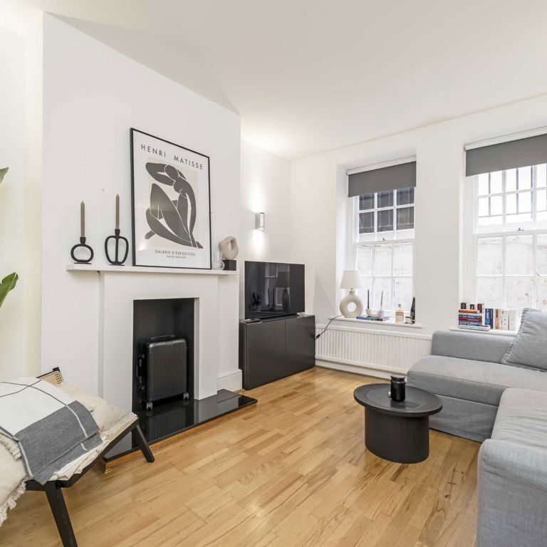 Carrington Street, Mayfair, W1J - Photo 1